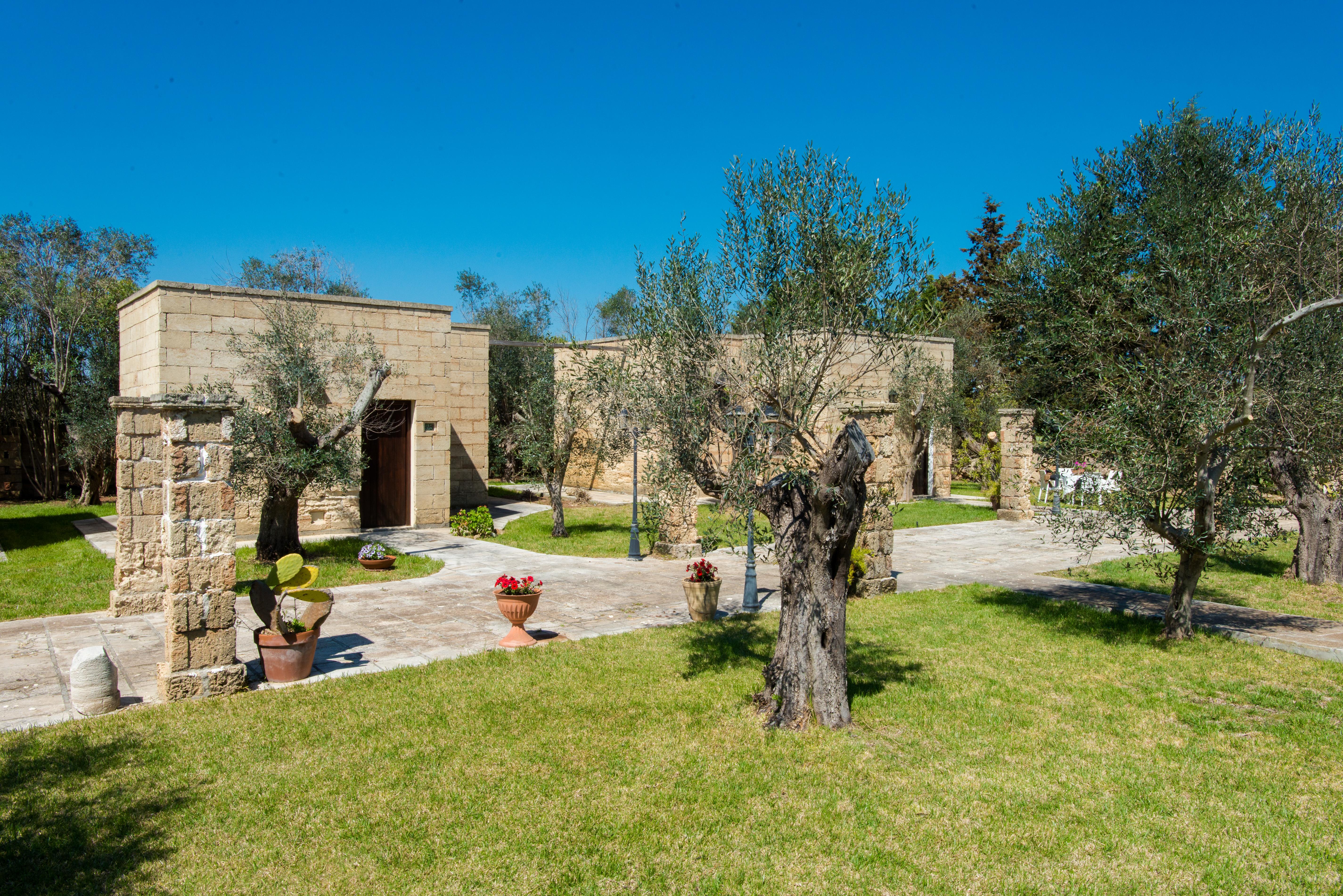 Relais Masseria Casina Dei Cari Пресиче Екстериор снимка